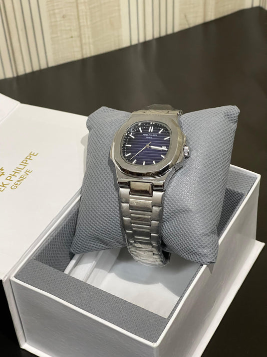 Patek Philippe Nautilus (Black/Blue Dial – Stainless Steel)