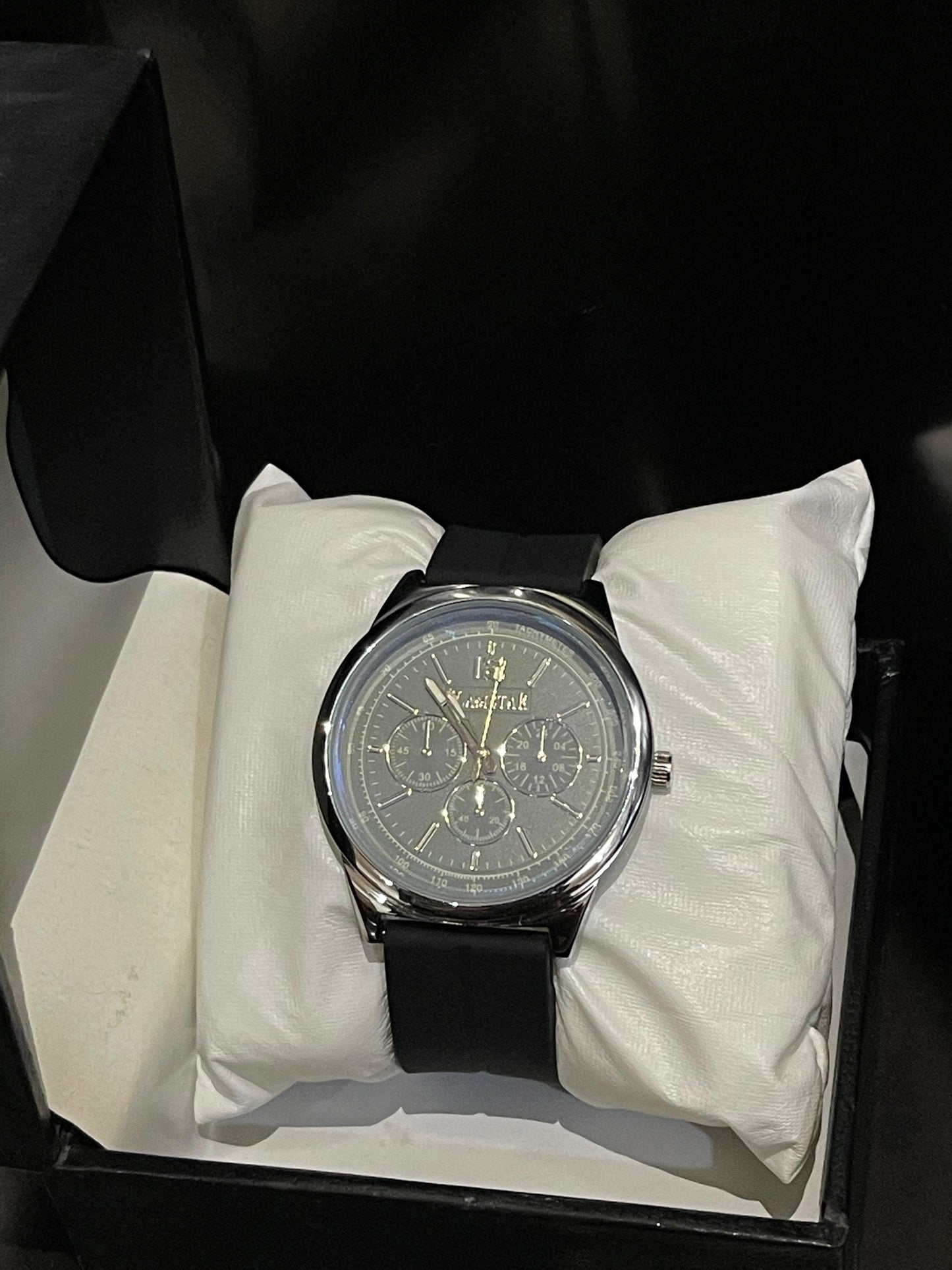 Black Strap with Magnet Lock