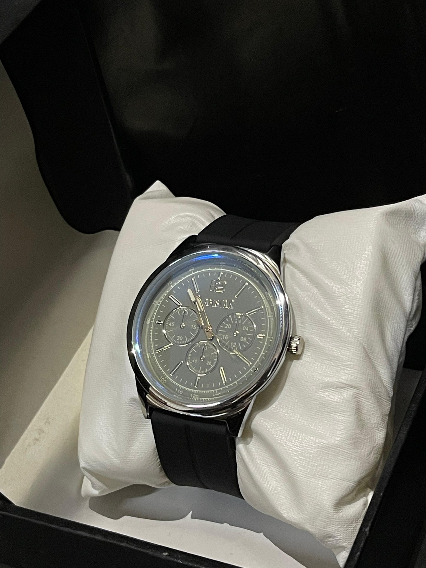 Black Strap with Magnet Lock