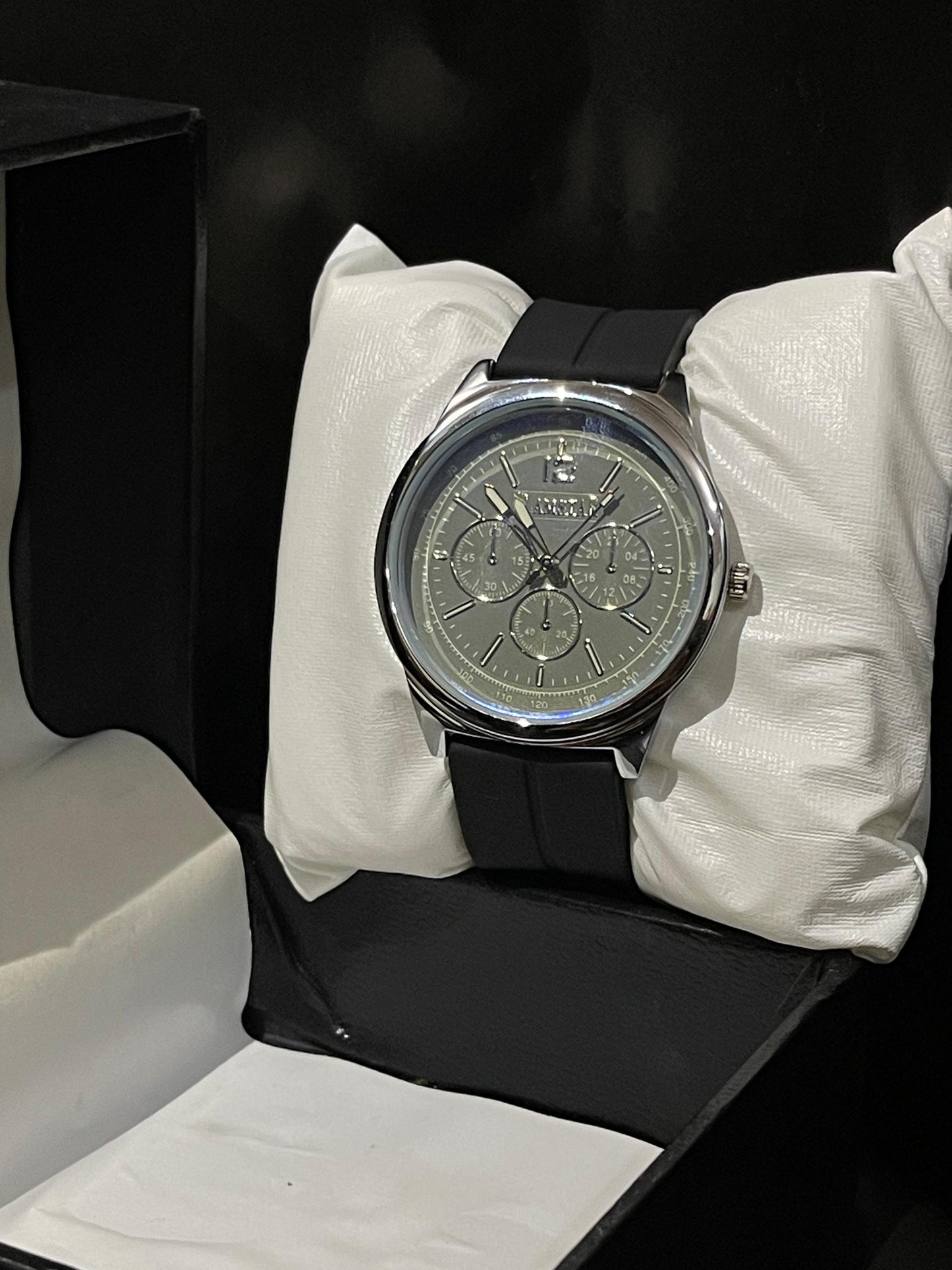 Black Strap with Magnet Lock